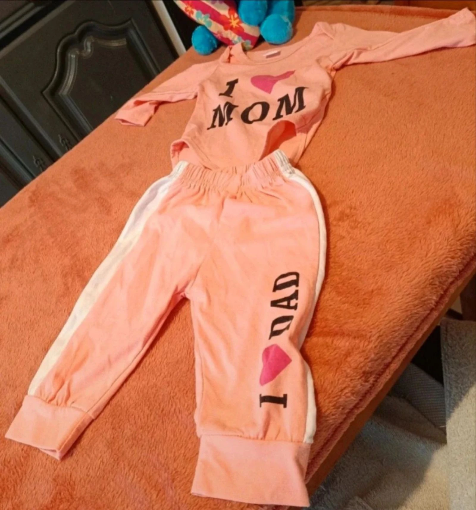 Ensemble bébé 2 pièces rose "I love Mom & Dad" – Taille 0-3 mois – Très bon état